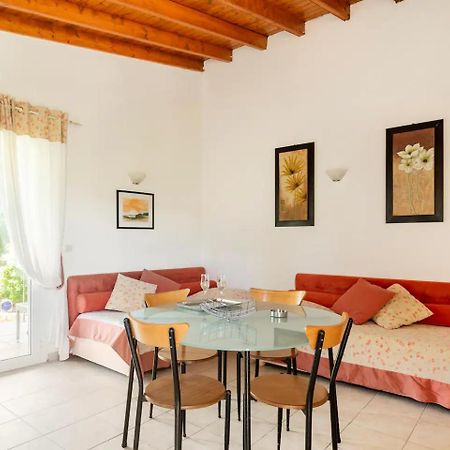 אגיוס גיורגיוס St. George Villa מראה חיצוני תמונה