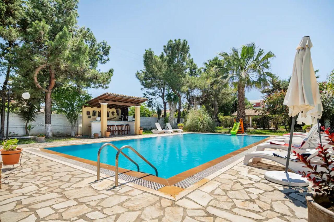 אגיוס גיורגיוס St. George Villa מראה חיצוני תמונה