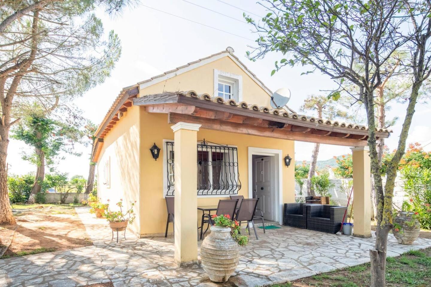 אגיוס גיורגיוס St. George Villa מראה חיצוני תמונה