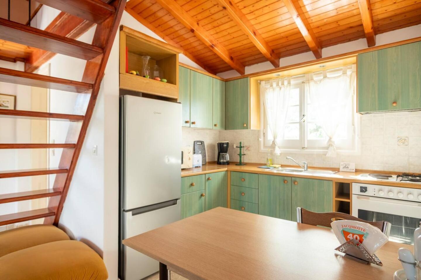 אגיוס גיורגיוס St. George Villa מראה חיצוני תמונה